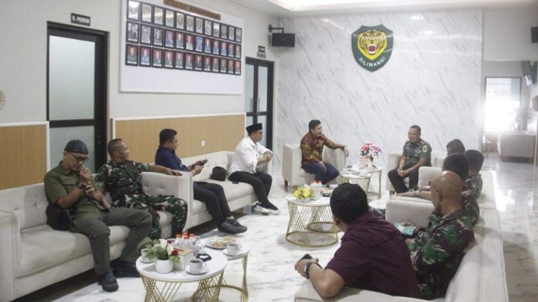 Pererat Sinergitas, Anggota DPR RI Komisi I Kunjungi Makodim 0612/Tsm